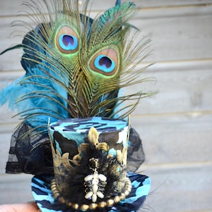 Alice in Wonderland Hat, Mad Hatter Hat, Derby Hat, Steampunk Hat, Bridgerton, Victorian Hat, Mini Top Hat, Tea Party, Fascinator, Cosplay.