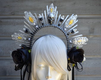 Black and Silver Halloween Headpiece, Spike Gothic Halo, Day of the Dead, Crown, Spider Queen, Dia de los Muertos, Witch Costume, Headband.