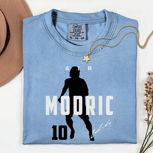 Comfort Colors® Air Modric #10 Soccer Player Tribute Graphic Tee, Croatia Football Star Signature Design, 2026 World Cup Fan Unisex T-Shirt image 13