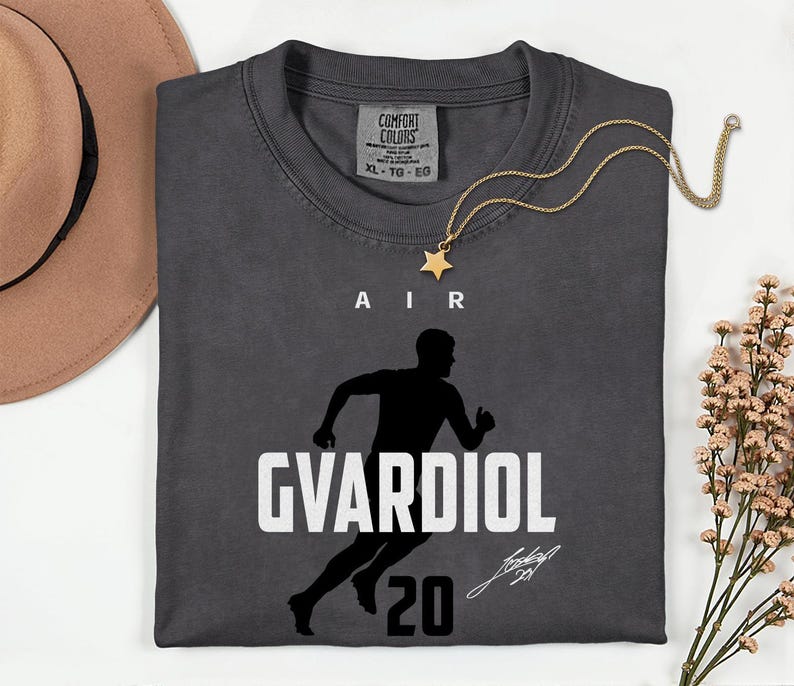 Comfort Colors® Air Gvardiol 20 Soccer Player Tribute Graphic Tee, Croatia Football Star Signature Design, 2026 World Cup Fan Unisex T-Shirt image 7