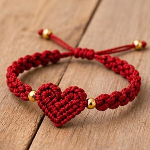 Modèle PDF de bracelet coeur en macramé, tutoriel pas à pas pour débutant