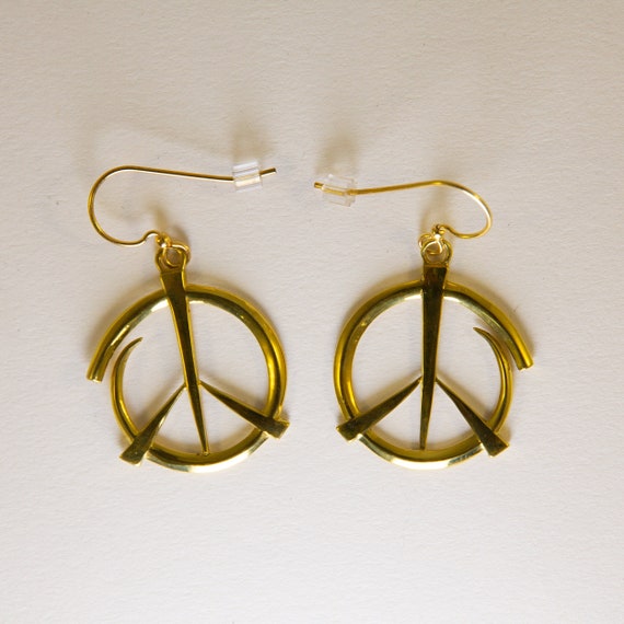 Gold Peace Sign Earrings 14k good peace sign earrings display picture 1