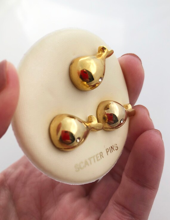 Scatter Pins - Set of three tiny matching gold wh… - image 2