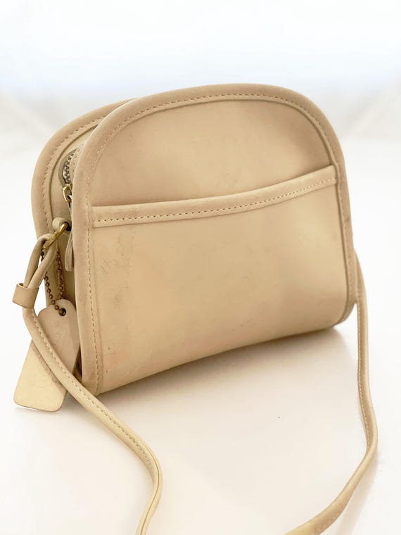ショルダーバッグ・ポシェット Coach Pouch Crossbody - Coach - Leather - Beige COACH Lacy Crossbody Handbag White Beige Leather Plastic ref