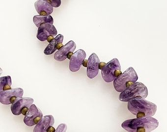 Amethyst Halskette- Lila Kristallperlen mit goldenen Akzenten Choker Schichtung