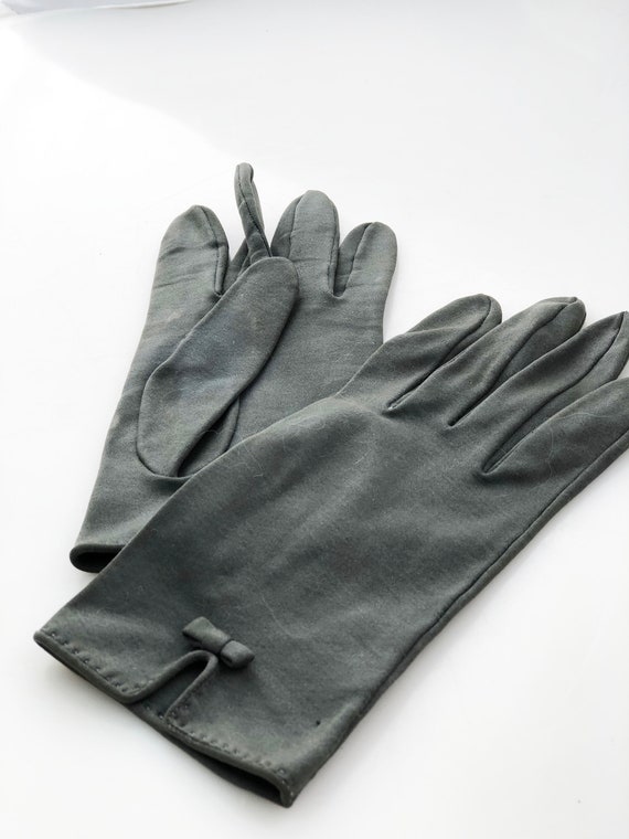 Vintage Gloves- Christian Dior Sea Island gray bo… - image 7