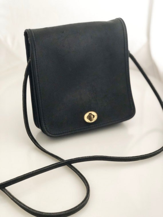 coach small pouch