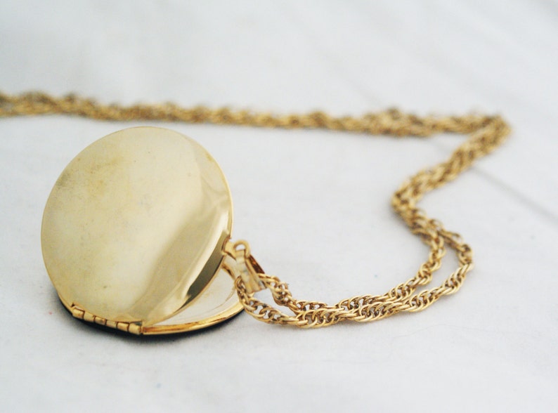 Necklace Locket Cancer crab July horoscope gold metal round