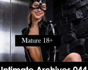 Intimate Archives - Vol. 044 - 5 Photo Cosplay Set (Digital Download) (Mature 18+)
