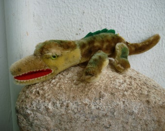 Vintage Steiff,Gaty,mohair crocodile,0970/15,silverscript button,7 1/2'' or 13'' inc.tail.