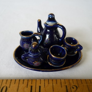 1:12 scale dollhouse,ceramic tea set,pink roses,blue,gilt edge,miniature tea service,tray,teapot,sugar creamer,cups