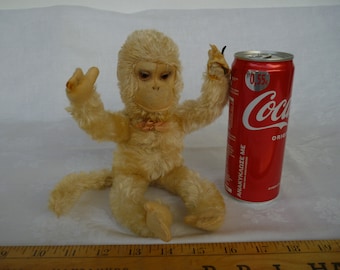rare,vintage,11''cream,mohair,chimp,monkey,unjointed,wired limbs,tail,glass eyes,unknown maker