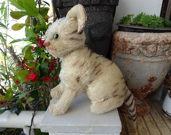 シュタイフ猫スージー 1936年から1943年まで製造され、愛された7インチ