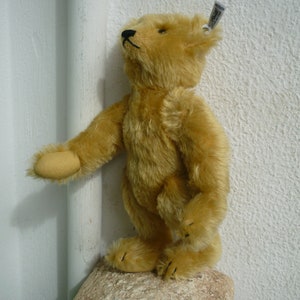 Steiff,mohair,classic teddy bear,replica,fully jointed.12 1/2&#39;&#39; 0203/26 label & blank brass button