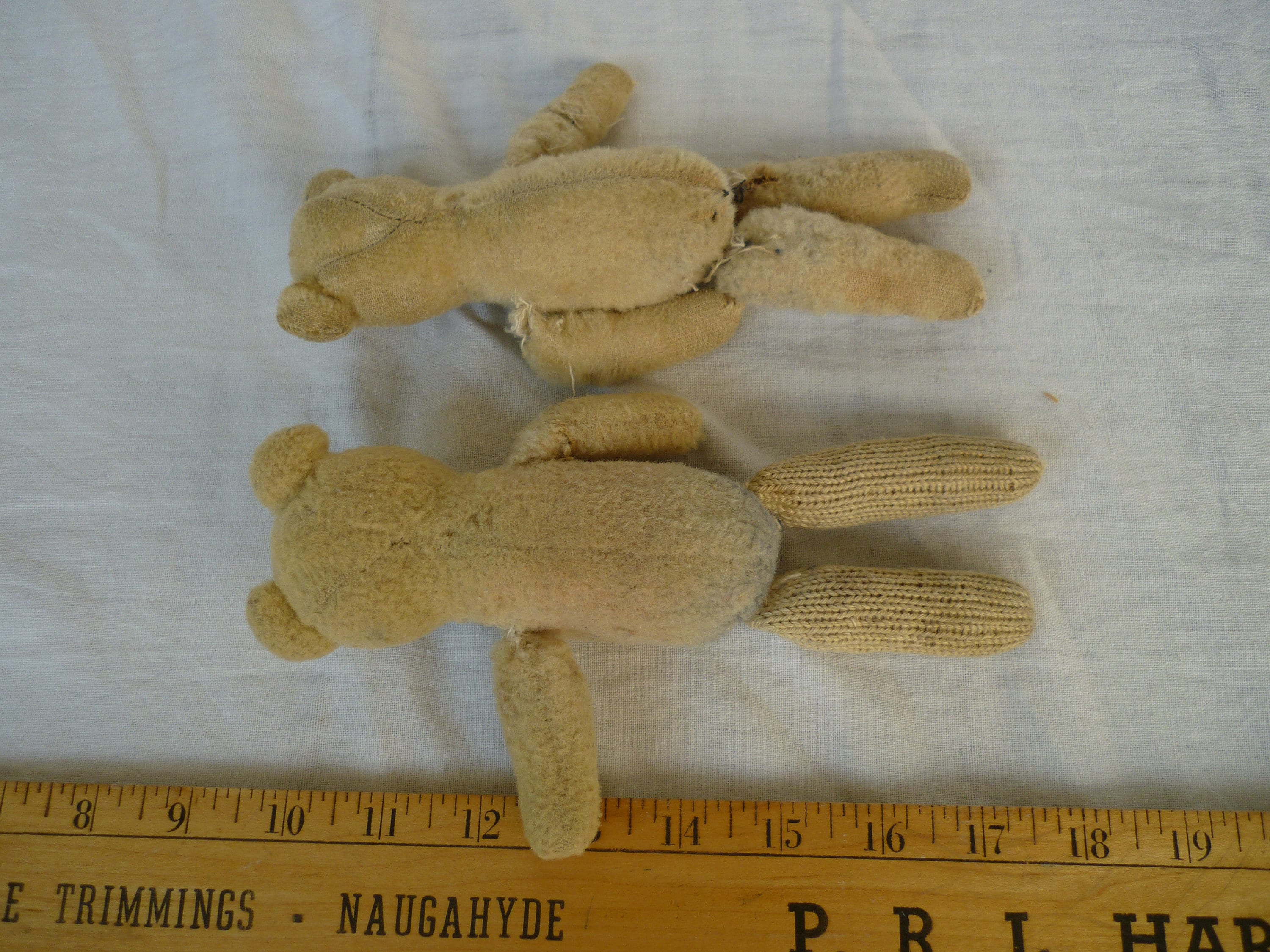 Lot De Deux Ours Anciens En Peluche – Vieux Oursons à Collectionner