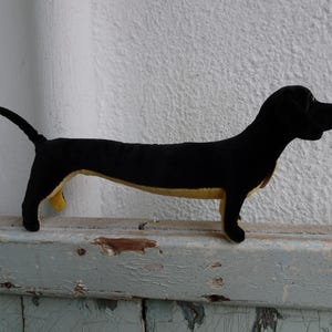 Rare Steiff,Uberdax,velvet daschund dog,1904 replica,blank button,paper chest tag.