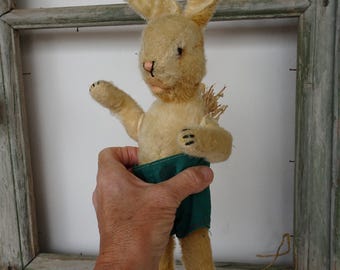 Vieux Chien En Peluche De Paille – Déco Vintage Et Rustique