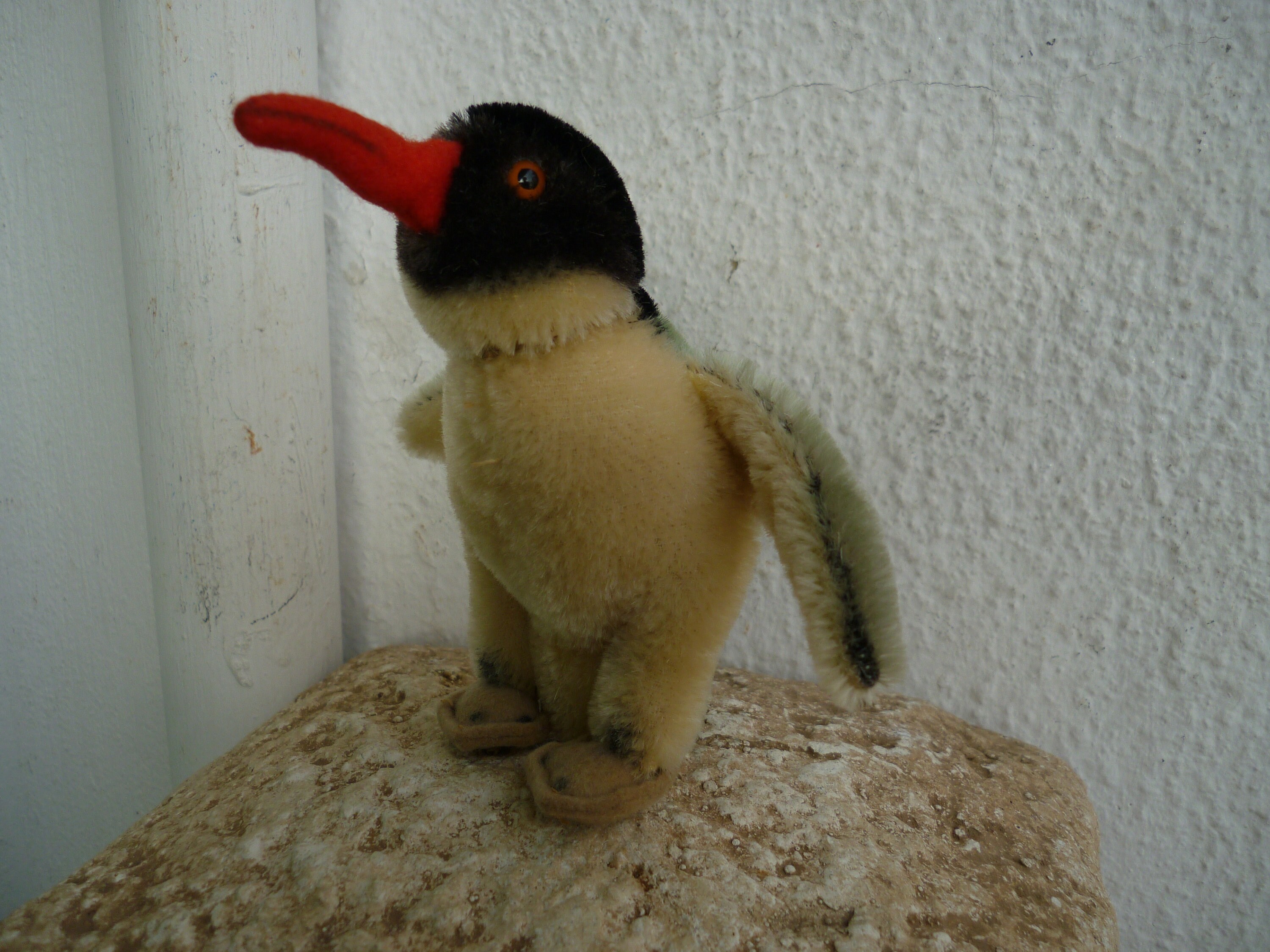 ヴィンテージ 4 1/2'' シュタイフ、モヘア、ペギーペンギン、IDなし