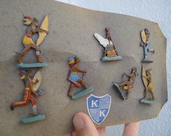 Vtg.set flat,tin figures.Native,American Indians,handmade KK product,West Germany.