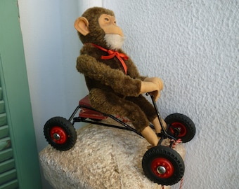 vintage,1960's Steiff,Record Peter,Jocko,chimpanzee,monkey,on wheels,pull along Steiff toy.No ids.