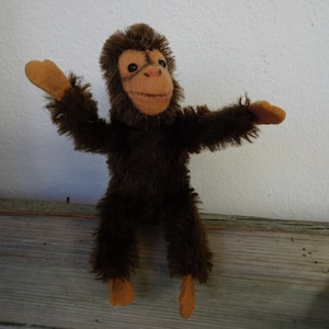 vintage,4&#39;&#39; Steiff,bendy Jocko,swivel head,monkey,No ids.