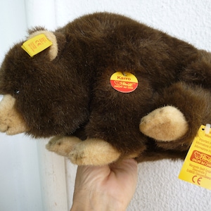 Steiff 069451 Karro,Brown Bear,11&#39;&#39; x 7&#39;&#39;h.all ids.