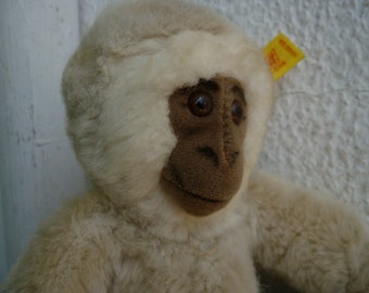 vintage,1960's,Steiff,Hango Gibbon,0040/28 label & ear button,plush,unjointed.