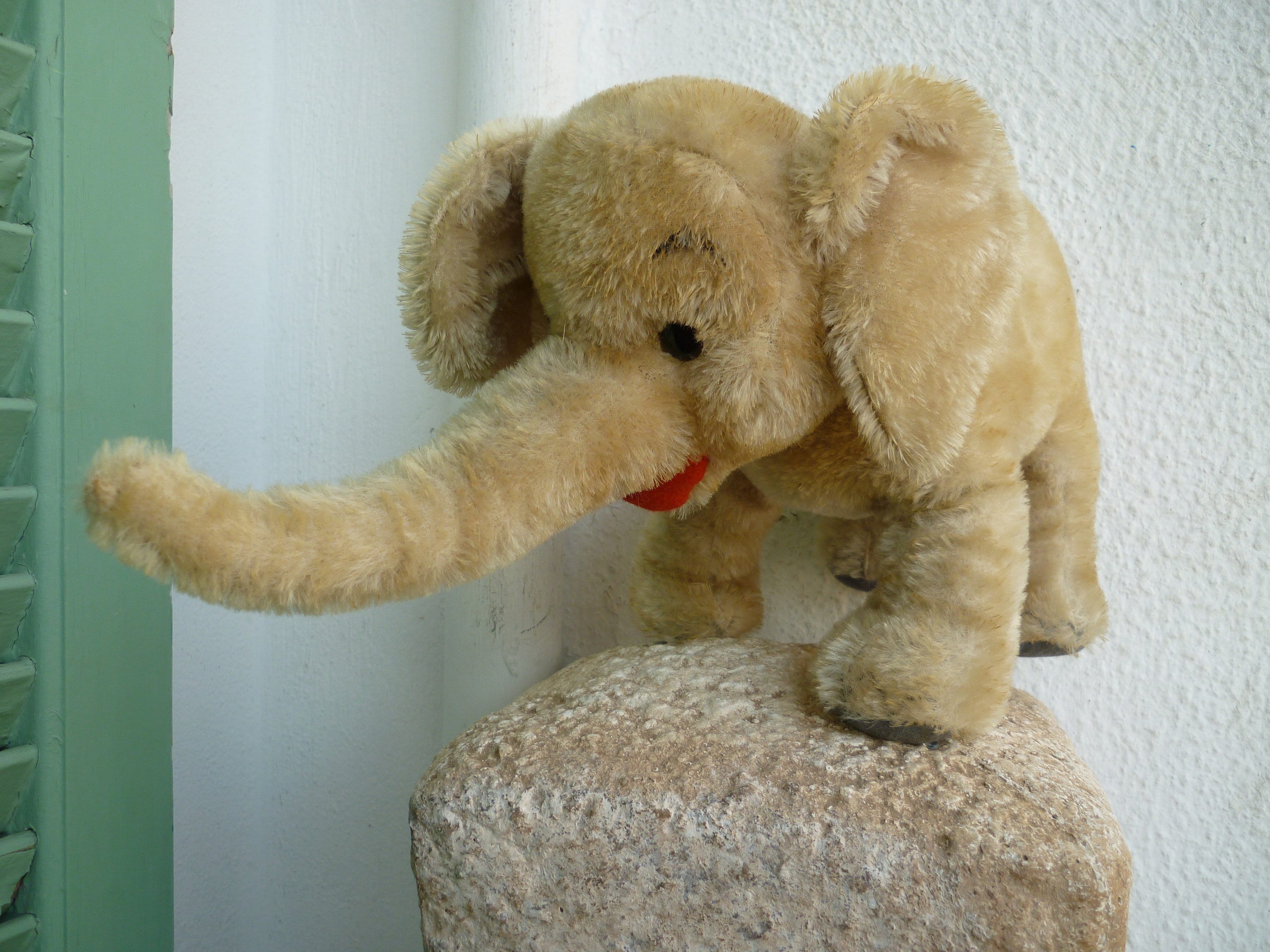 ビンテージ シュコー、ぬいぐるみ、ビゴ ベロ、象、西ドイツ製、高さ 7