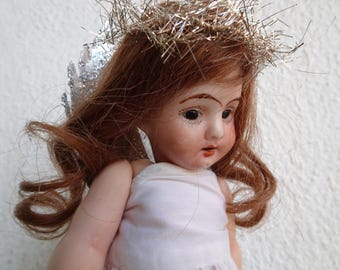 アンティークのドイツ人形のクリスマス妖精の飾り、ヴィンテージの