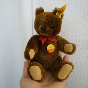 Steiff 2cm klein,Bär,voll gegliedert, 0206/18, dunkelbraunes Mohair mit ids.