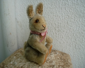 Rare,vintage,5'' mohair,Fully jointed,Steiff Niki,bunny rabbit,glass eyes,silverscript button.