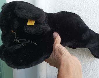 vintage,Steiff,cosy,BLACK PANTHER cat,088520,plush reclining wild cat,brass ear button,yellow flag.
