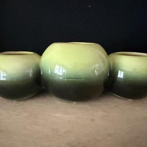 Vintage Hull Pottery 3 Orb Planter