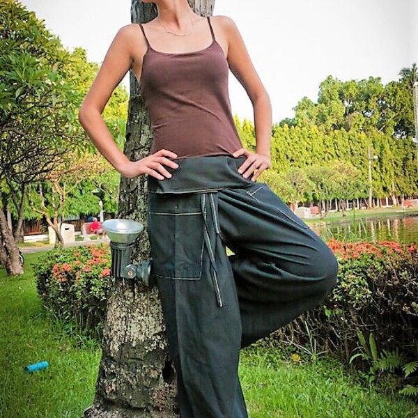 Fisherman pants, Thai fisherman pants, Black. Thai pants Amonchai. Yoga pants, Tai chi, Qigong, Massage pants.