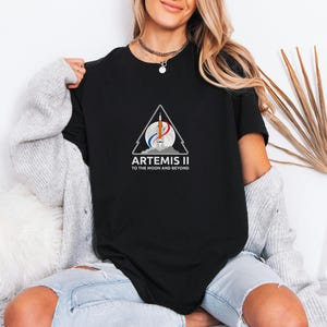 Artemis II Patch Retro T-Shirt, Space Mission Launch Apparel