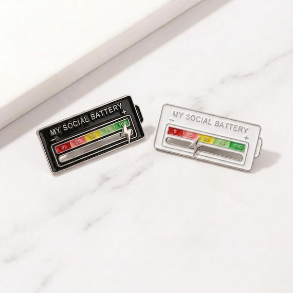 My Social Battery Enamel Pin Set, Social Energy Gauge Lapel Pins, Mood Expression Pins for Jackets, Bags, Hats, Backpacks, Fun Gift