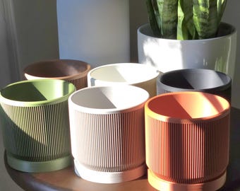 4 Inch Ribbed Planter with Tray, 3D Printed Indoor Pot, Modern Minimalist Flower Pot