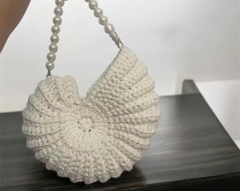 Handmade Crochet Seashell Bag, Clamshell Design, Custom Colors, Beach Travel Bag