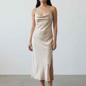 express champagne dress Midi Formal dresses Size:Custom size 270×154cm published_date:2024-09-09T22:43:44Z Vince Camuto Long Sleeve Pastie cover up *