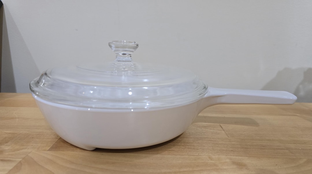 Micro Ware Vintage White Corning Ware Microwave Browning Skillet MW-83-B With Lid ...