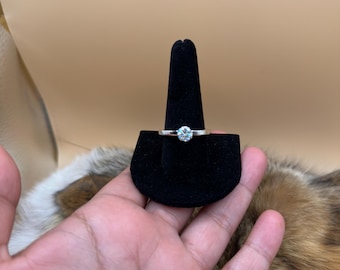 Beautiful handmade .925 sterling silver ring with beautiful mossanite