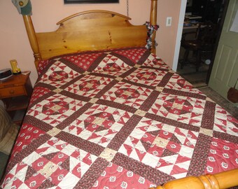 Honeymoon Suite Handmade Queen/King Quilt.  Bold and Brilliant Hot Spice, Burgundy and Cream Patchwork.  Wedding Ring Blocks