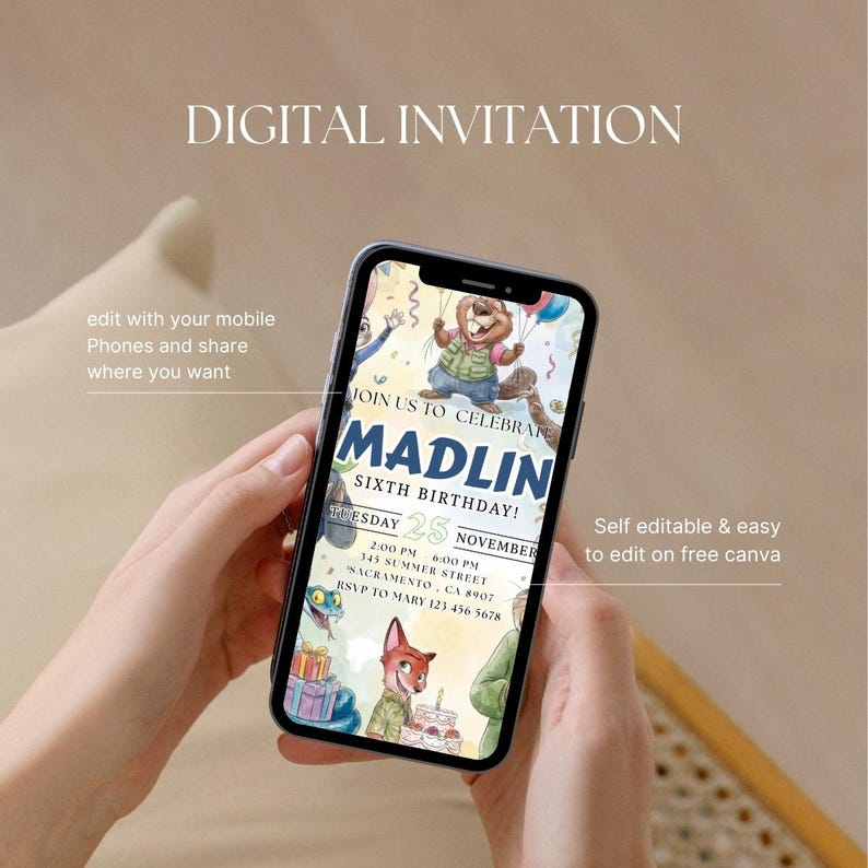 Pu&ograve; includere: Uno smartphone mostra un invito digitale di compleanno con il nome "Madlin" e il testo "Sesto Compleanno!" L'invito presenta illustrazioni di cartoni animati di animali e il testo "Invito Digitale."