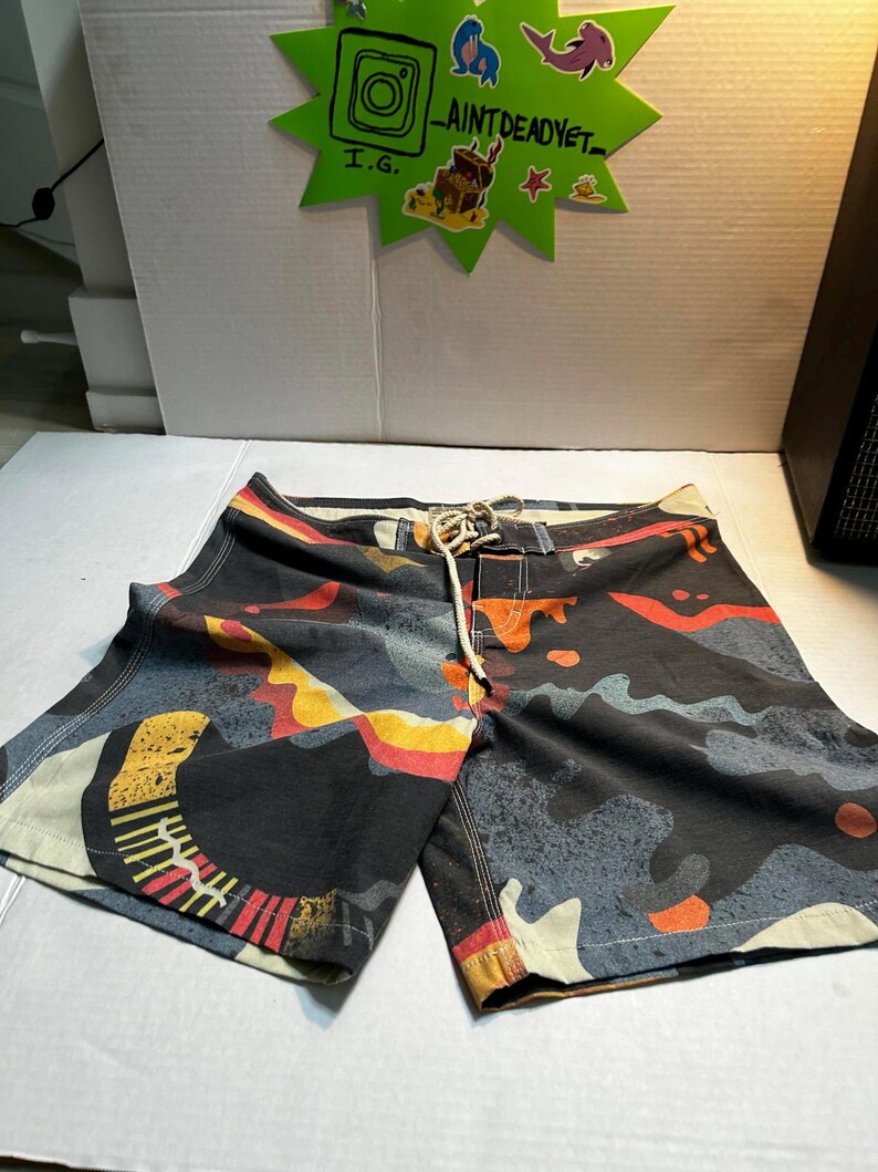 Deus Ex Machina Custom Boardshorts Herren Surf Canggu Bild 2
