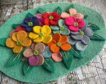 Genuine Vintage 1940's Wool Felt Flower Brooch, 1940's Flower Corsage, Vintage Photo Display Prop, UK Seller,