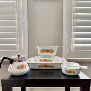 Vintage 1970s–1980s CorningWare Spice of Life/L'Echalote Casserole dishes