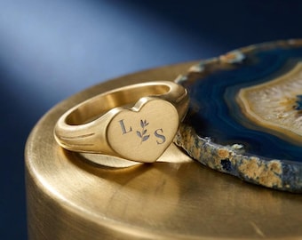 Engraved Heart Initials Floral Signet Ring Stainless Steel | Personalized Jewelry