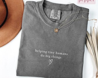 Teacher Heart Shirt Minimalist Back to School New Teacher Gift for Daycare Elementary Teacher Help Tiny Humans Tee Teacher Appreciation Gift