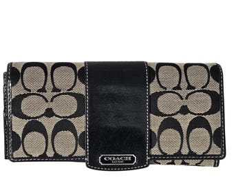 Coach Soho Buckle Zip Around Wallet Black Leather Purple Interior