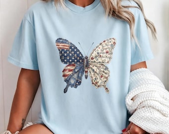 Vintage Patchwork Patriotic Butterfly Tee, American Flag & Floral Print Light Blue Crew Neck Shirt，Vintage Patriotic Butterfly Casual Tee